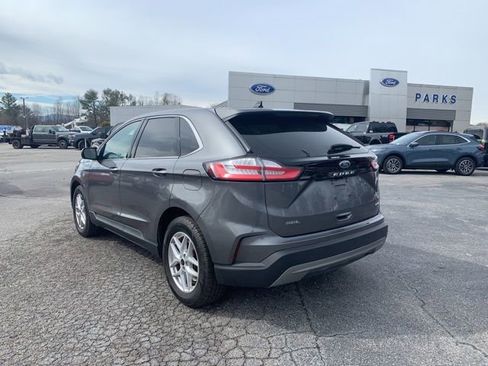 Used 2024 Ford Edge SEL image 6