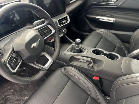 New 2026 Ford Mustang GT Premium w/ GT Performance Package image 9