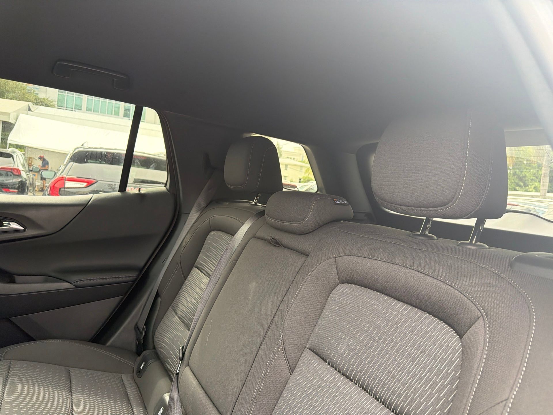 Used 2026 Chevrolet Equinox LT w/ Safety and Technology Package FWD image 12