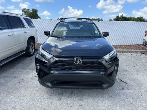 Used 2025 Toyota RAV4 XLE Premium FWD image 6