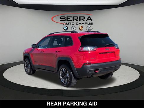 Used 2019 Jeep Cherokee Trailhawk w/ Cold Weather Group image 15