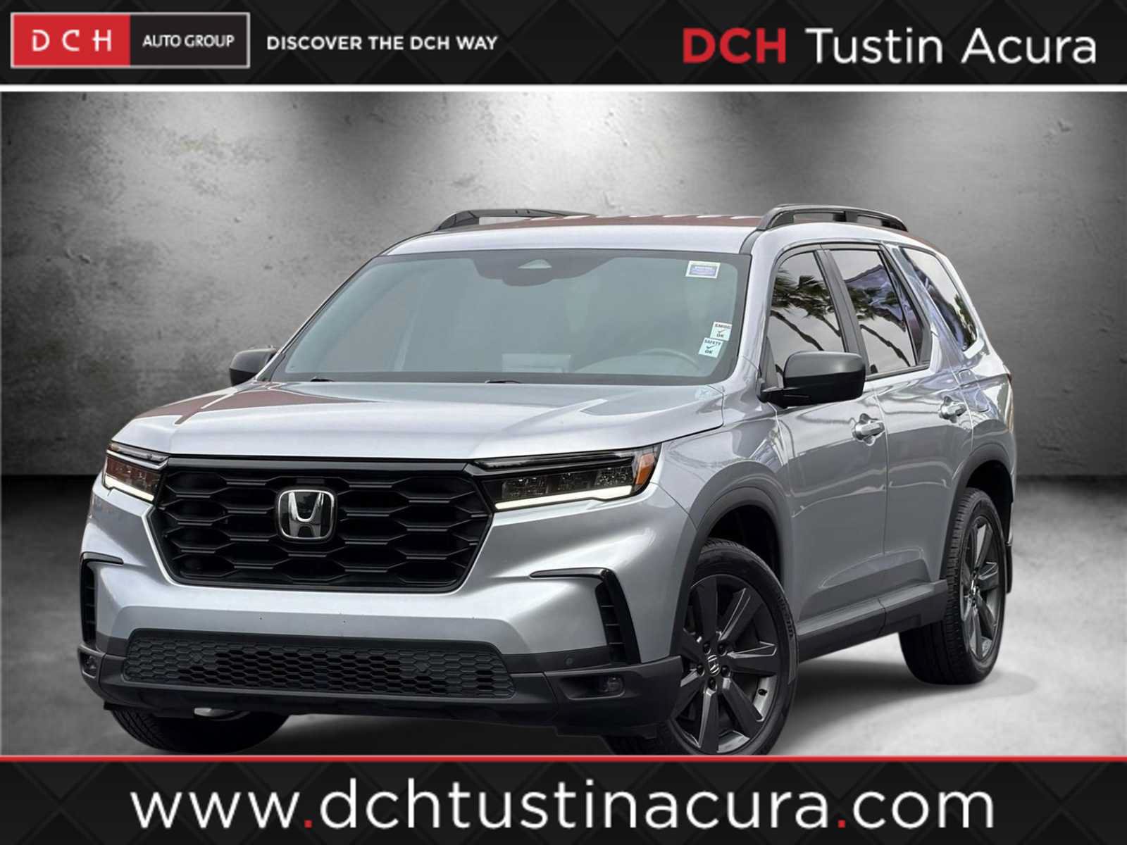 Used 2024 Honda Pilot Sport image 1