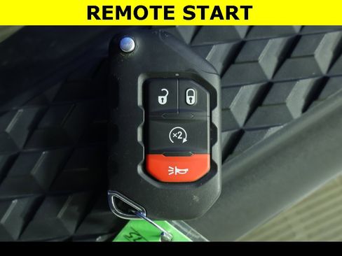 Used 2024 Jeep Gladiator Rubicon image 9