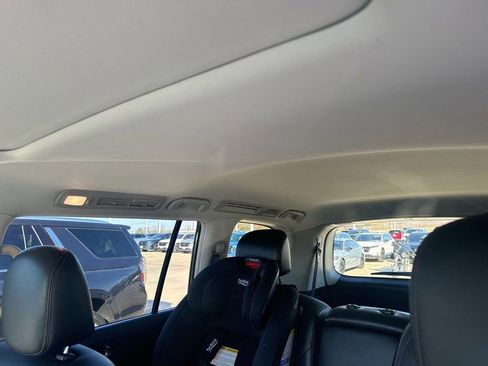 Used 2019 Nissan Armada SL w/ Premium Package image 19