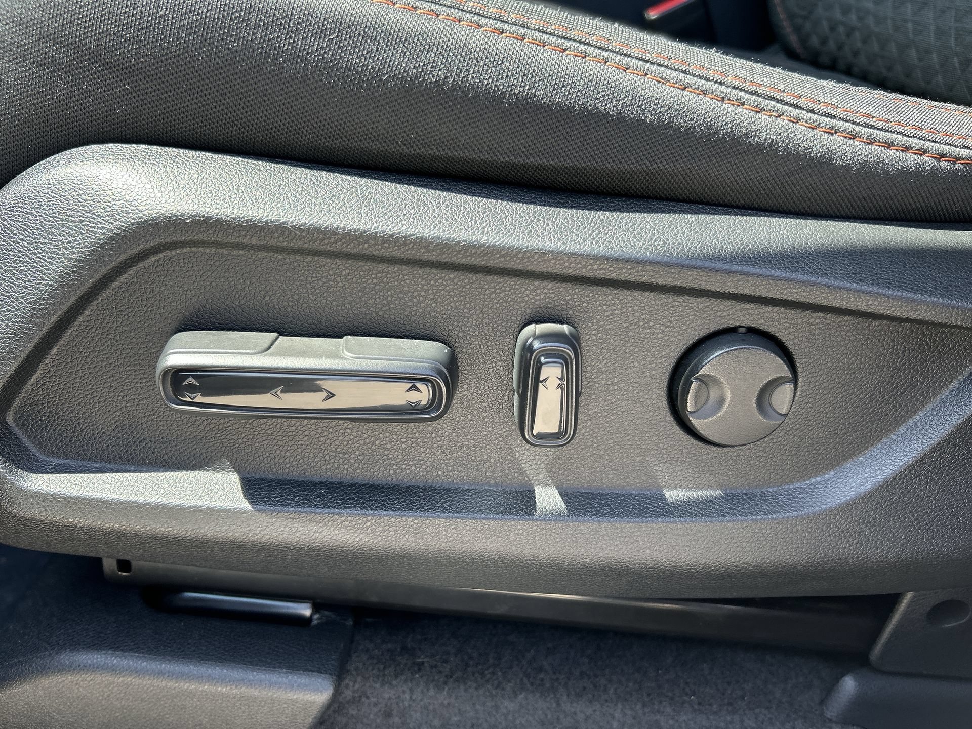 Certified 2025 Honda Pilot Sport image 14