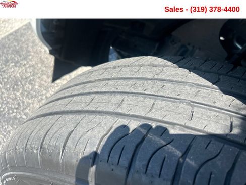 Used 2025 Toyota 4Runner TRD Sport AWD/4WD image 25