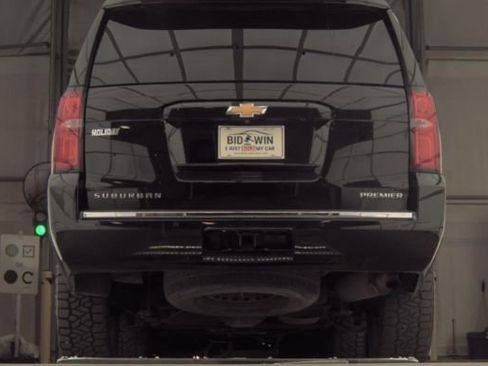 Used 2019 Chevrolet Suburban Premier image 5