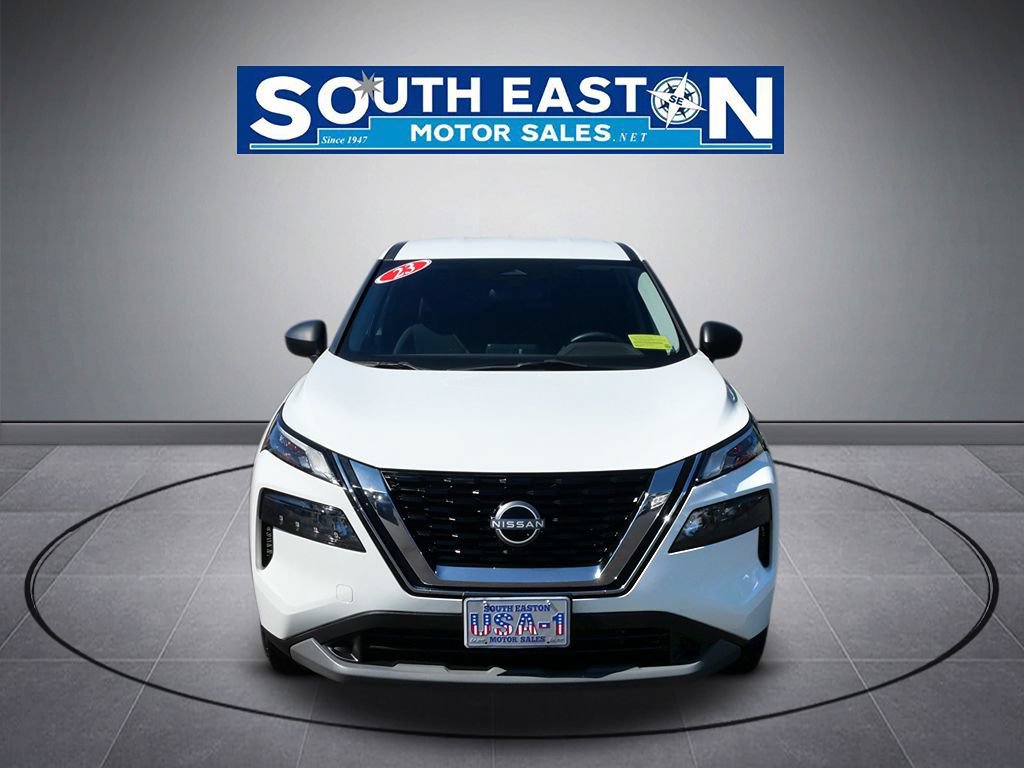 Used 2023 Nissan Rogue S AWD/4WD image 3
