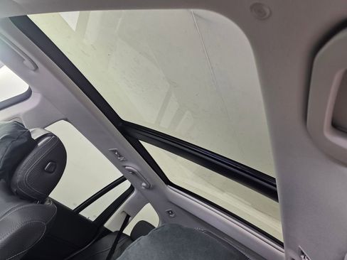 New 2026 Mercedes-Benz GLS 450 4MATIC image 9