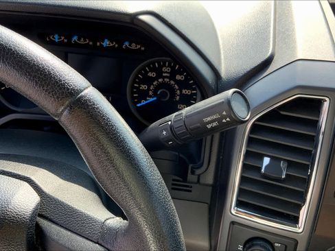 Used 2015 Ford F150 XLT w/ Equipment Group 301A Mid RWD image 16