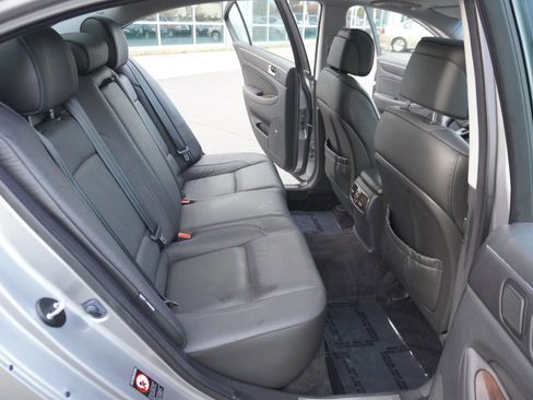 Used 2009 Hyundai Genesis 3.8 w/ Technology Pkg 4 image 11