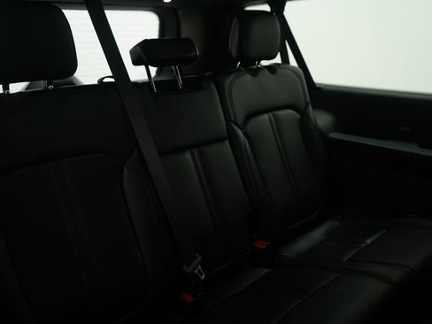 Used 2023 Jeep Wagoneer L Series II w/ Premium Group I image 13