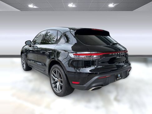 Used 2023 Porsche Macan AWD/4WD image 3