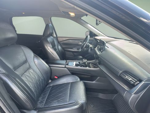 Used 2023 Nissan Rogue Platinum w/ Platinum Premium Package FWD image 16
