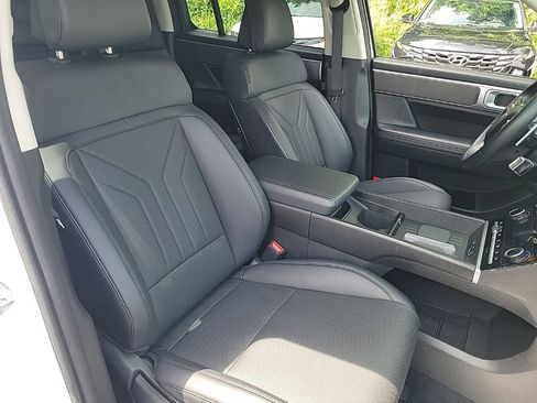 Certified 2025 Hyundai Santa Fe SEL AWD/4WD image 38