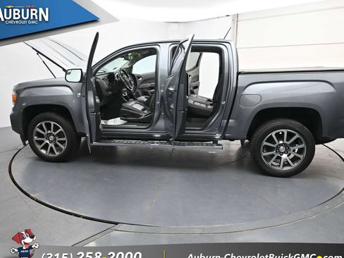 Used 2022 GMC Canyon Denali AWD/4WD image 35