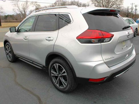 Used 2018 Nissan Rogue SL image 8