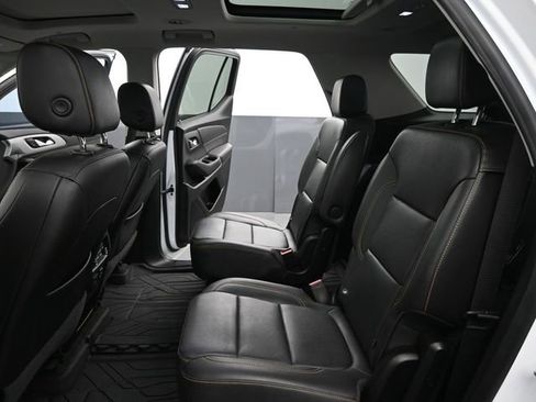 Used 2019 Chevrolet Traverse LT w/ LT Premium Package image 14