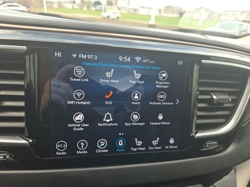 Used 2018 Chrysler Pacifica Touring-L Plus w/ Tire & Wheel Group image 24