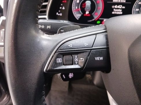 Used 2019 Audi Q8 Premium AWD/4WD image 16