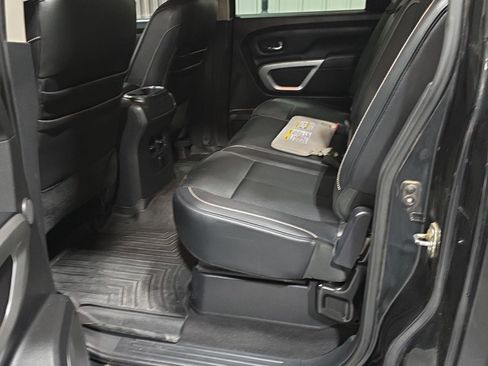 Used 2016 Nissan Titan PRO-4X image 19