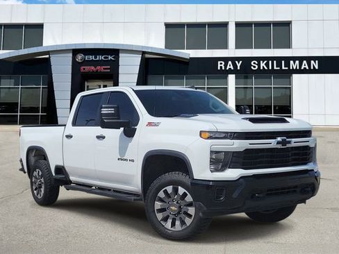 Used 2024 Chevrolet Silverado 2500 Custom w/ Custom Value Package AWD/4WD image 1