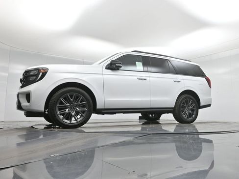 New 2026 Ford Expedition Platinum image 52