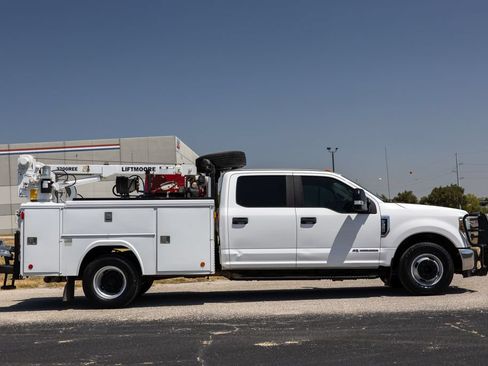 Used 2019 Ford F350 XL w/ Power Equipment Group RWD image 8