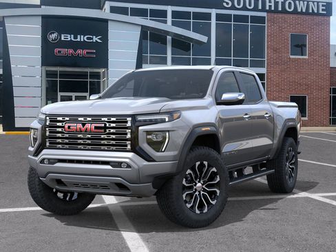 New 2026 GMC Canyon Denali image 6