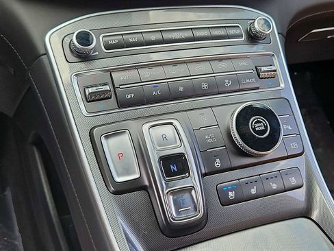 Certified 2023 Hyundai Santa Fe Calligraphy FWD image 32