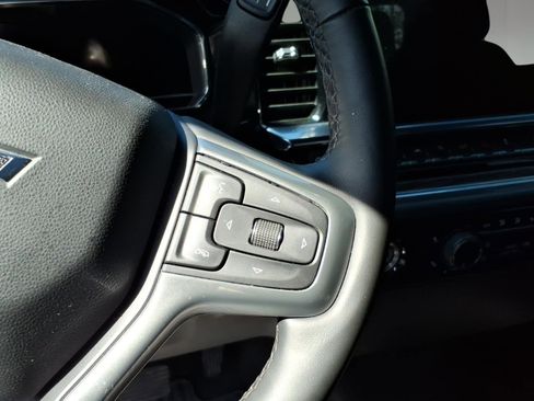 Used 2023 Chevrolet Silverado 1500 RST AWD/4WD image 13