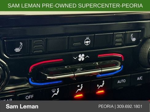 Used 2024 Jeep Grand Cherokee Limited image 21