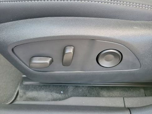 New 2026 Chevrolet Blazer EV LT image 17