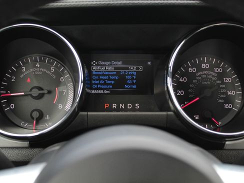 Used 2017 Ford Mustang Premium image 16