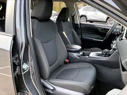 Certified 2025 Toyota RAV4 LE image 9