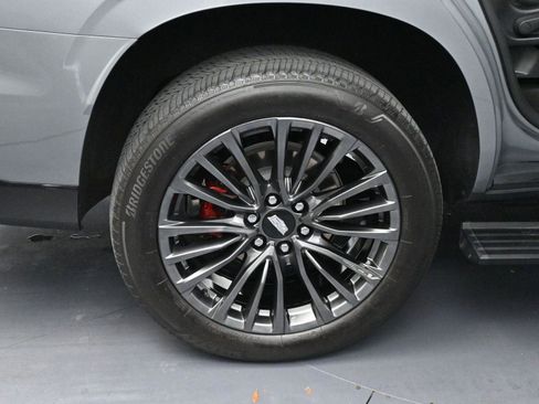 Used 2023 Cadillac Escalade V image 41