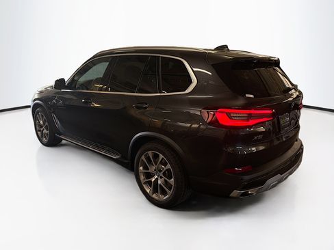 Used 2023 BMW X5 xDrive45e w/ Parking Assistance Package AWD/4WD image 5