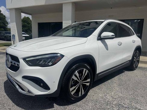 Used 2025 Mercedes-Benz GLA 250 image 2