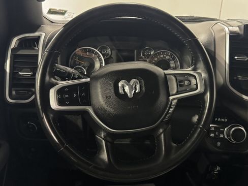 Used 2022 RAM 1500 Big Horn AWD/4WD image 4