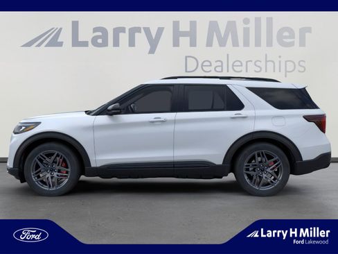 New 2026 Ford Explorer ST w/ Sun And Sound Package image 3