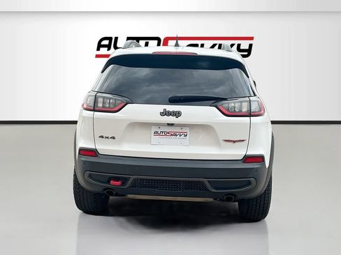 Used 2020 Jeep Cherokee Trailhawk AWD/4WD image 6
