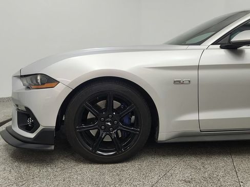 Used 2018 Ford Mustang GT RWD image 9