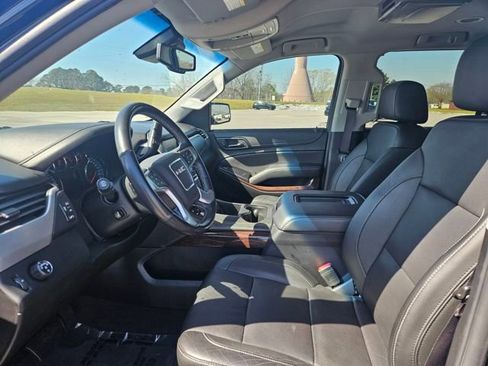 Used 2019 GMC Yukon XL SLT image 9