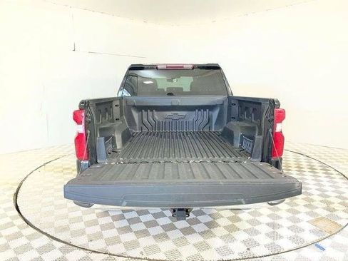Used 2021 Chevrolet Silverado 1500 LT AWD/4WD image 30