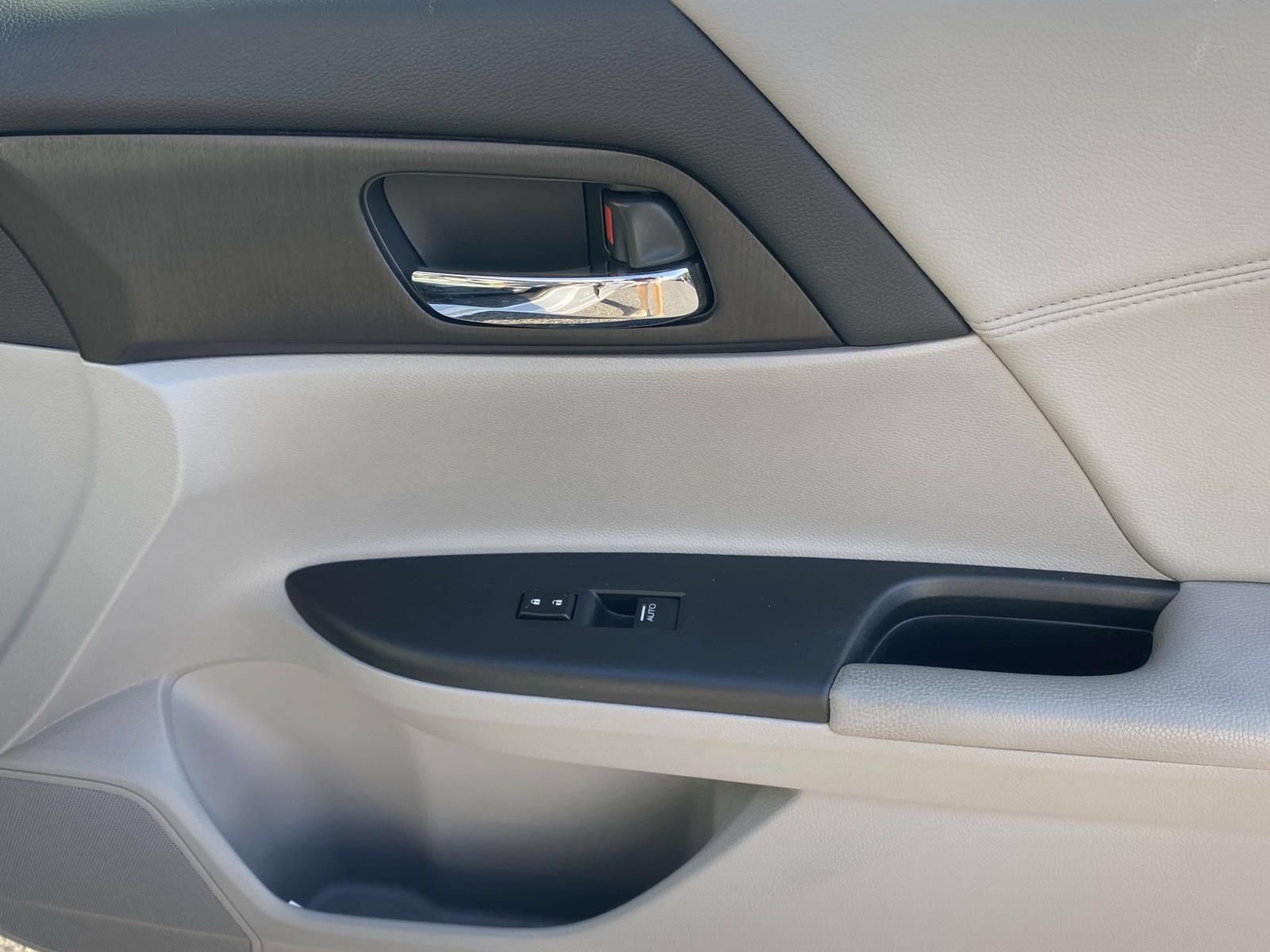 Used 2013 Honda Accord EX-L image 15