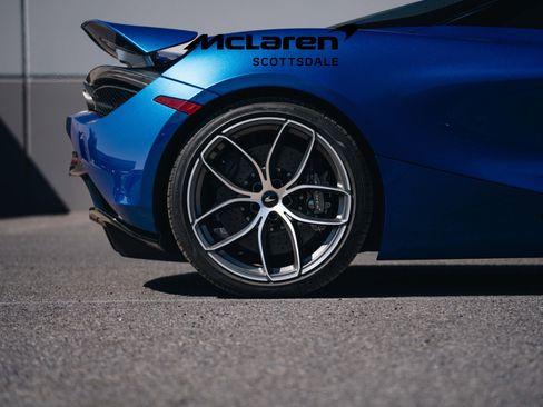 Used 2022 McLaren 720S Luxury RWD image 24