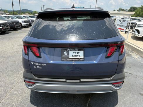 Used 2025 Hyundai Tucson SEL FWD image 7