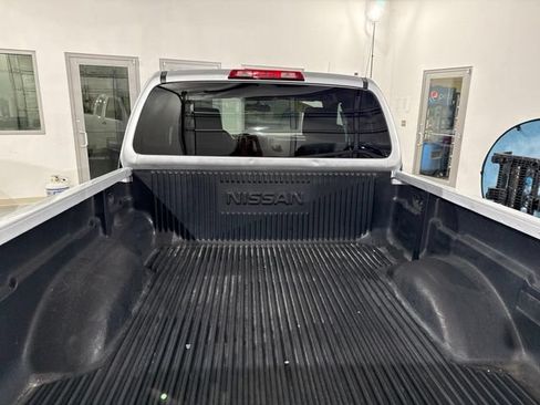 Used 2017 Nissan Frontier S RWD image 8