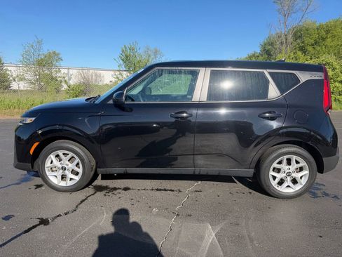 Used 2020 Kia Soul S FWD image 10