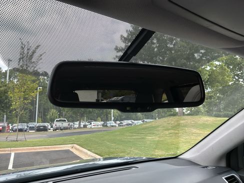 Used 2015 Toyota Highlander XLE FWD image 27